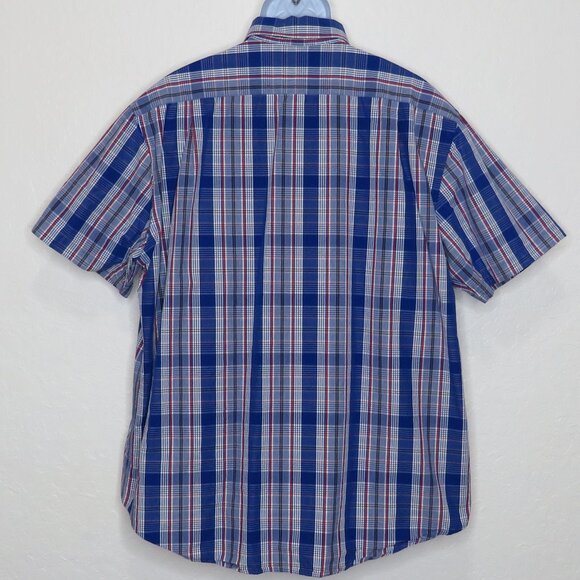 IZOD* Men's Short Sleeve Button Down Curved Hem Chest Pocket Shirt~ Size XL - Picture 2 of 12
